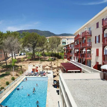 Beautiful With Balcony Or Terrace, Near The Apartment Cavalaire-sur-Mer