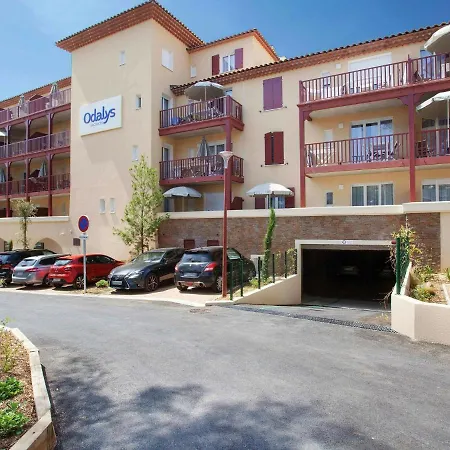 Apartment Beautiful With Balcony Or Terrace, Near The *